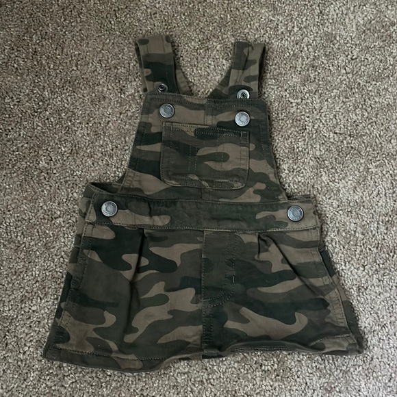 Carter's Other - EUC Carter’s camo overall skirt 3m